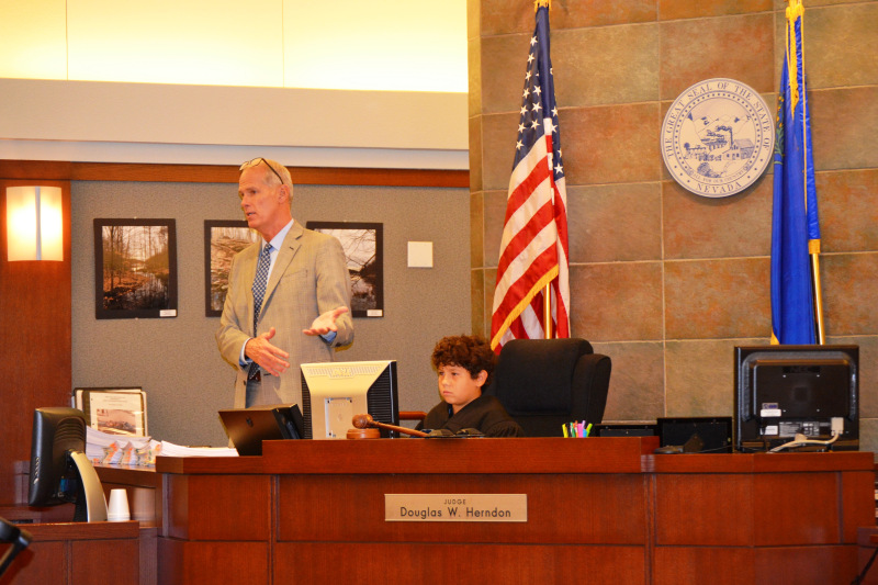 Fourth graders get front-row seat to criminal proceedings in District Court  before doing mock trial – Eighth Judicial District Court